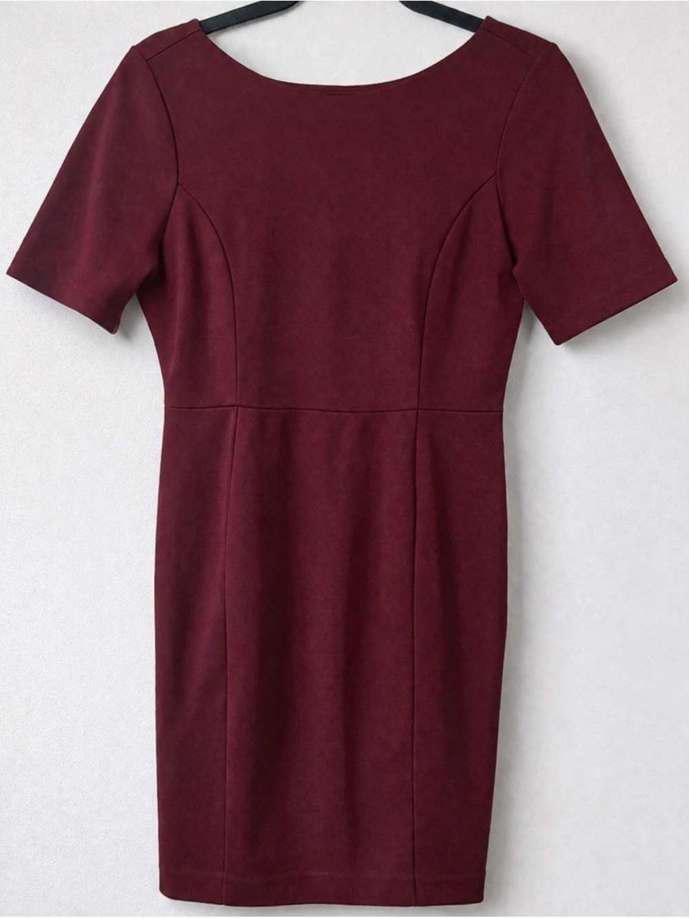 Ann Taylor Burgundy Sheath, Classic Career,Quiet Luxury Knee Length Dress - Picture 2 of 3